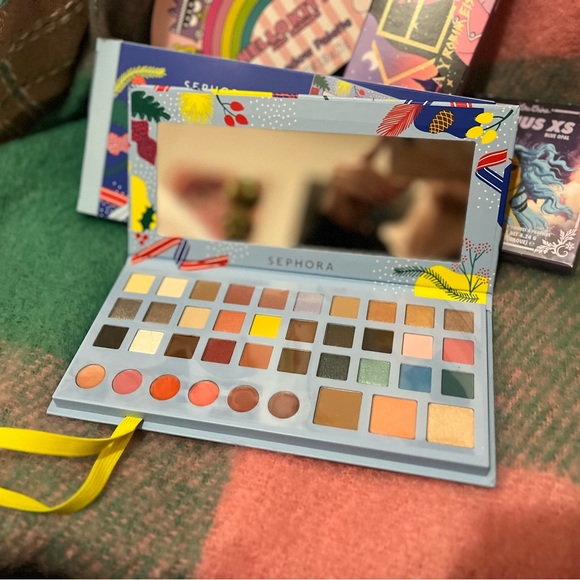 Makeup BUNDLE Eyeshadow Palettes Lime Crime Sanrio Too Faced Sephora Hello Kitty - Picture 16 of 16